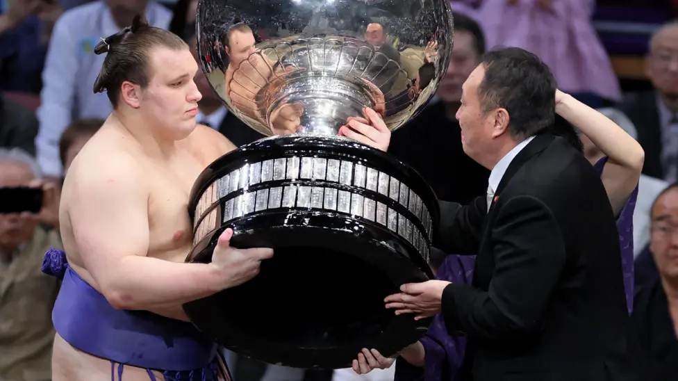 Ukraine's Aonishiki becomes sumo champion in Japan